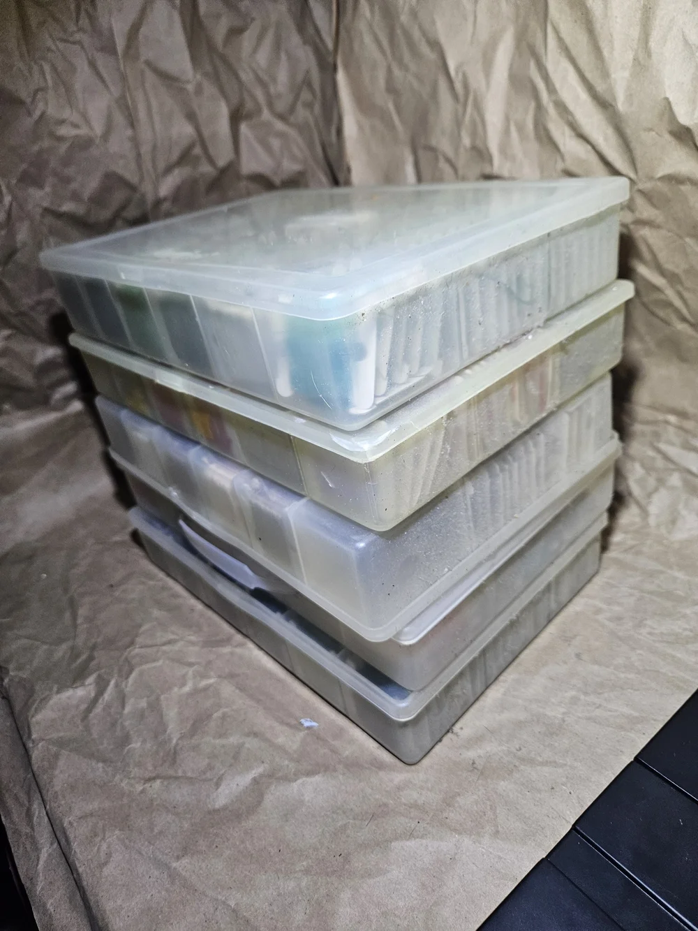 No Boundaries Clear Thread Organizer Box with Multicolor Threads